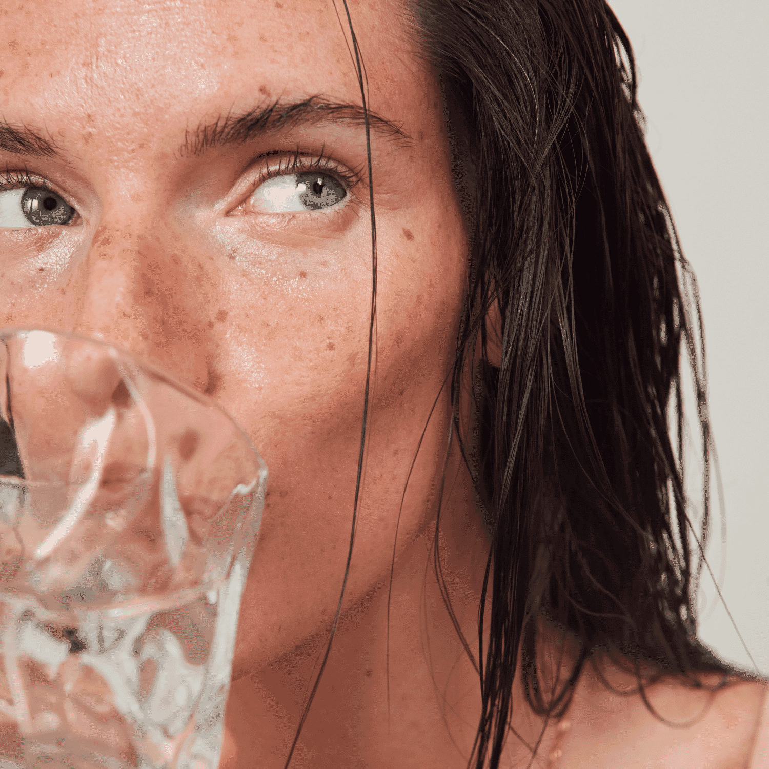 Hydratation de la peau pour prévenir les ridules
